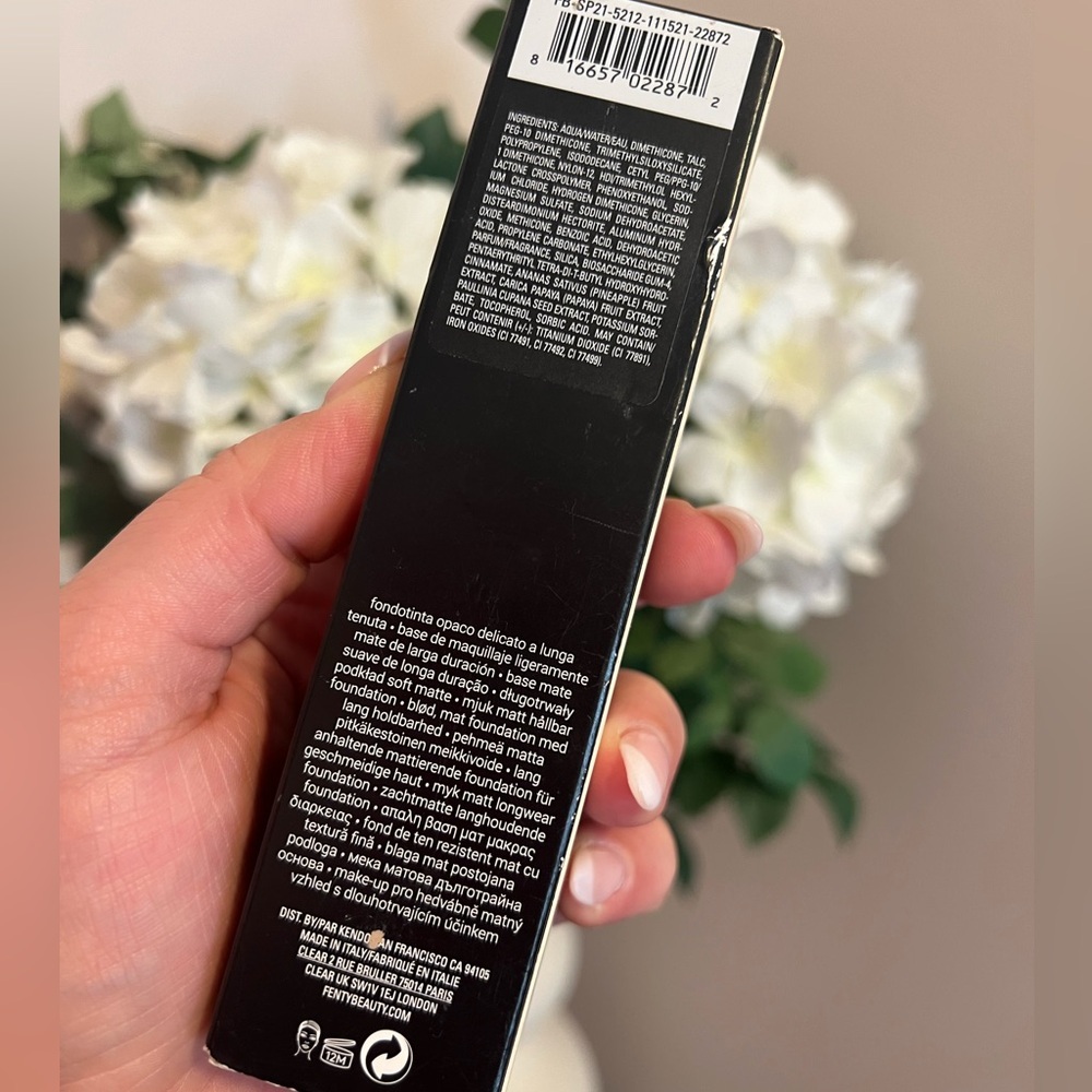 FENTY BEAUTY • PRO FILT'R SOFT MATTE LONGWEAR FOUNDATION • SHADE 140 - Picture 4 of 8